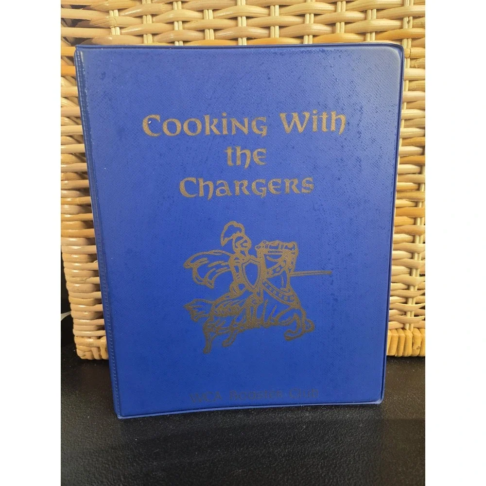 Wilson Christian Academy Cookbook Wilson, North Carolina 1989 3 Ring Binder